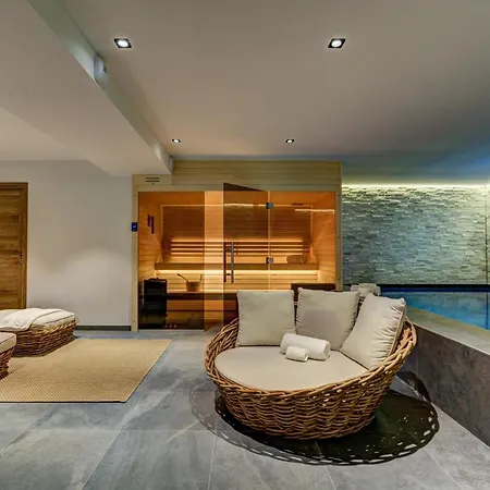 Black Pearl Chalet 5* *