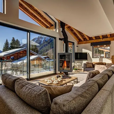 Black Pearl Chalet 5*