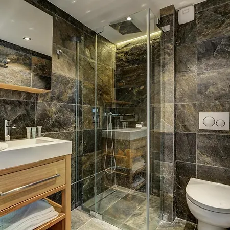 Black Pearl Chalet 5* Chalet